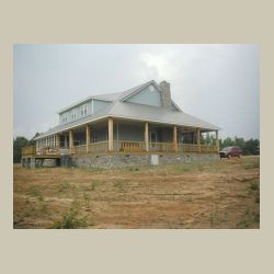 Exterior 209.jpg